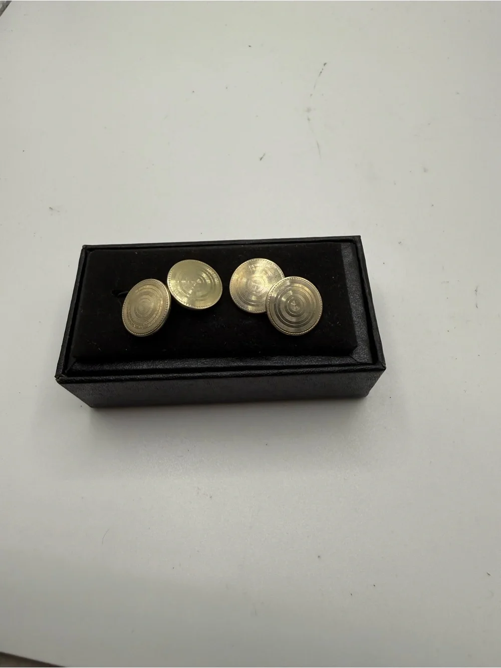 Art Deco Platinum Top White Gold Men's Round  Etched Cufflinks